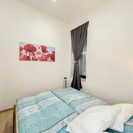 Apartment Danube Side Budapest
