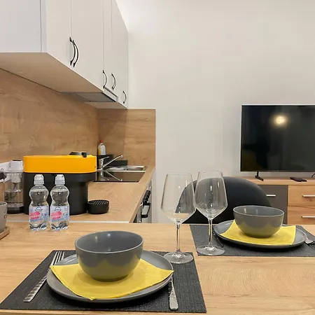 Danube Side Cosy Quiet *