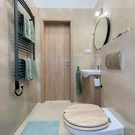 Danube Side Cosy Quiet Apartment